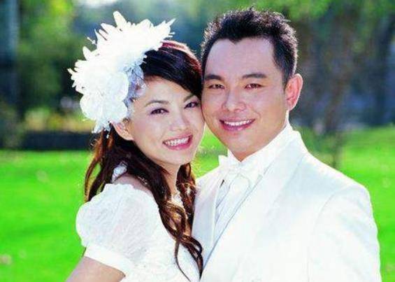 秦海璐:配角也能演出主角光芒,曾被嫌弃丑,照片被扔