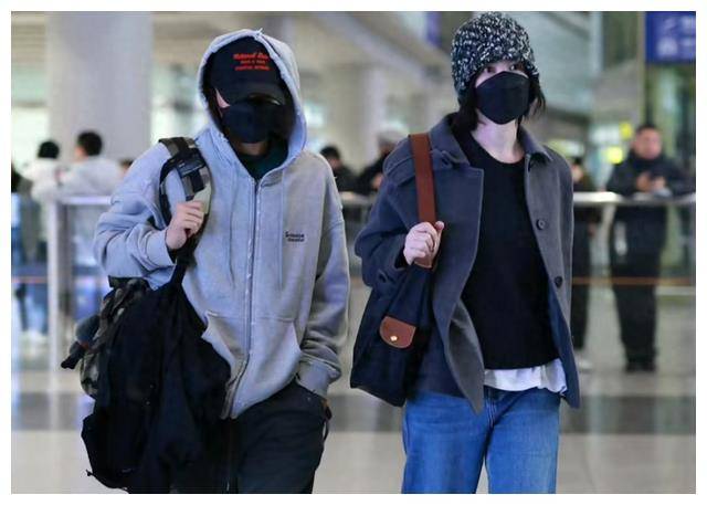 穿着_黑色_传奇