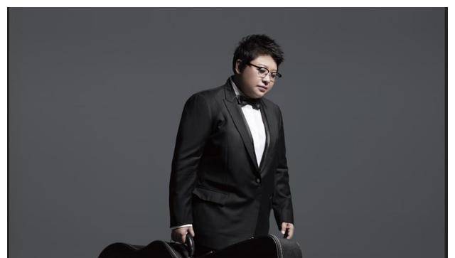 原创韩红的传奇经历全都是泪水交织唯有儿子韩厚厚能让她笑出来