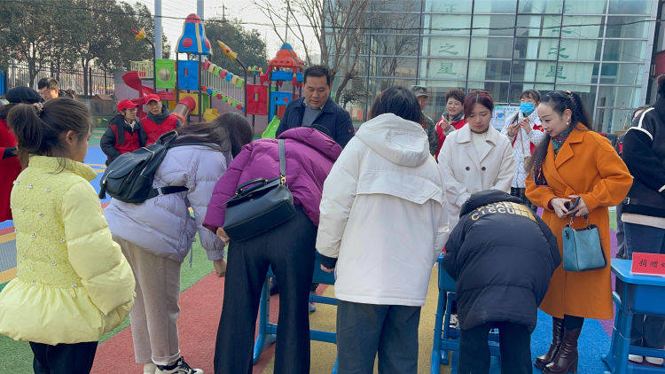 协办:焦作市追梦志愿服务中心,焦作解放区凯达幼儿园,朋友有信艺术团