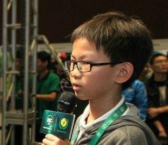 中国年龄最年轻的黑客汪正扬,为了不做作业,黑掉学校的答题器_孩子