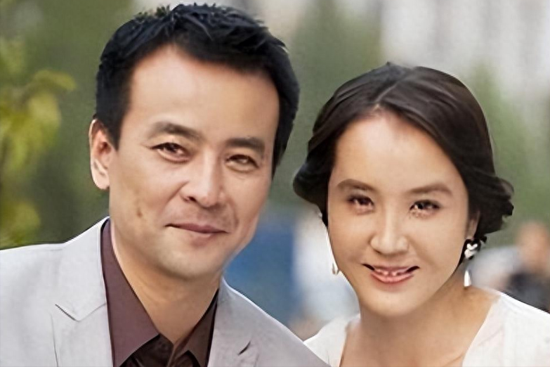 原创演员罗钢娶小23岁郝蕾陪娇妻战胜家族遗传病48岁老来得子