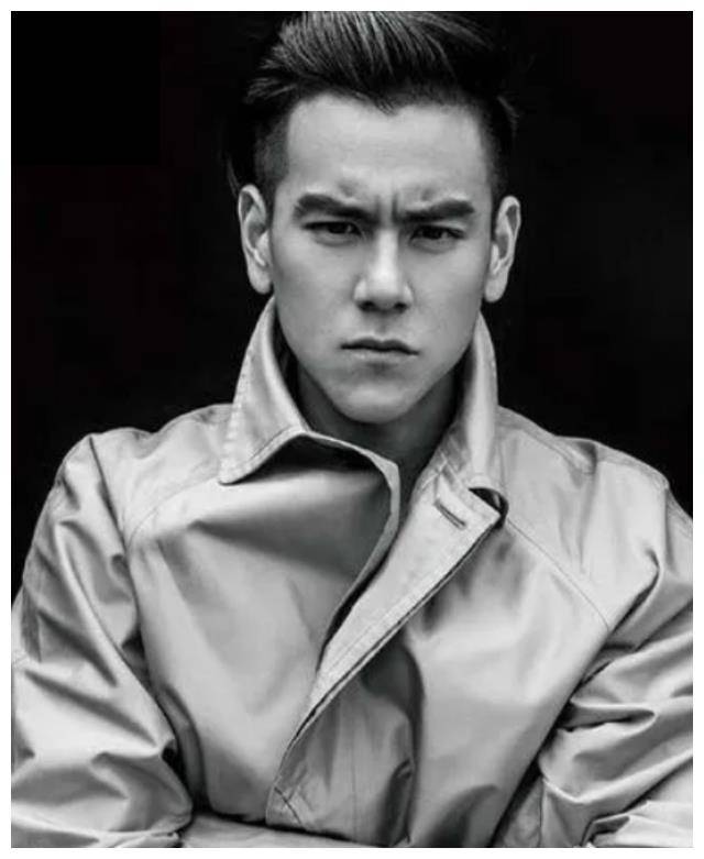 彭于晏42岁神秘日本行踪揭秘,副驾现神秘女子,靓丽动人!