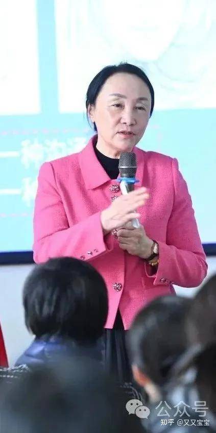 综合处教培督导刘延曦老师,感恩婚姻与家庭杂志社刘萍总编以及薇华老