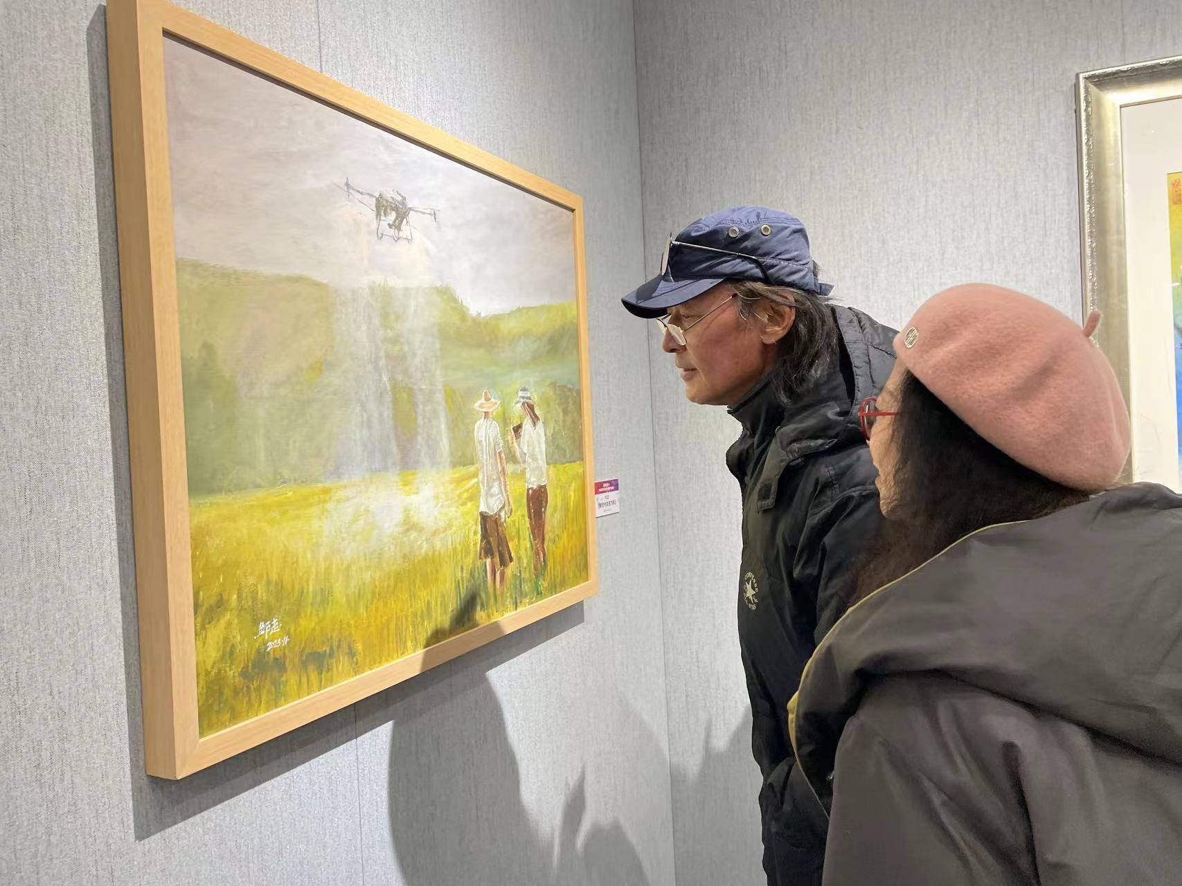 "真美合一"大连市第五届女画家作品展在大连美术馆展出_展览_城市