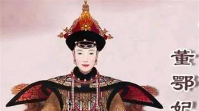 大清最飒蒙古族皇后,被废后回娘家,皇帝想接回,娘家:接就出兵_孟古青