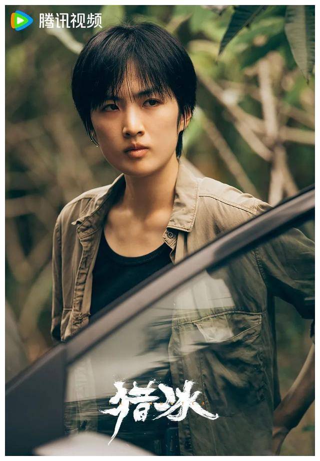 加入娱乐圈后,她曾出过歌,上过综艺,也参演过影视作品,但真正主演电视