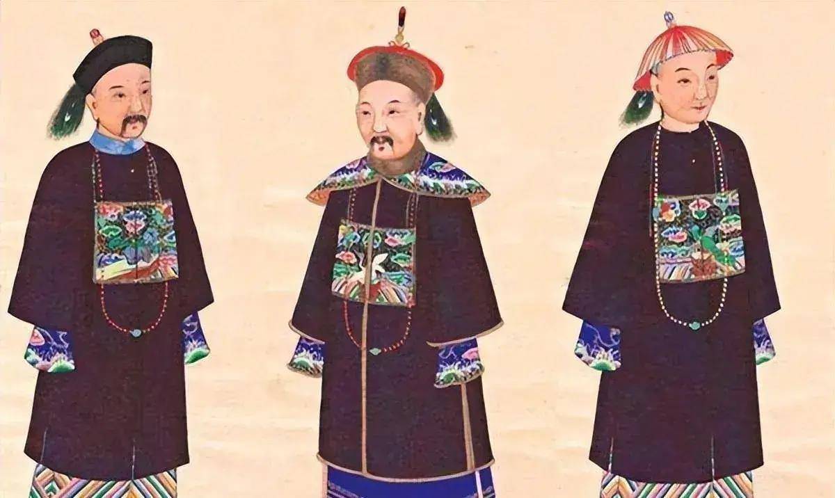 "清朝官制中的巡抚,布政使与按察使:地方行政与权力的平衡"_管理_事务