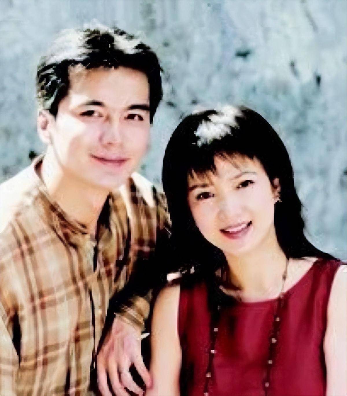 原创何晴被誉古典第一美女演遍四大名著离婚患脑瘤后怎么样了