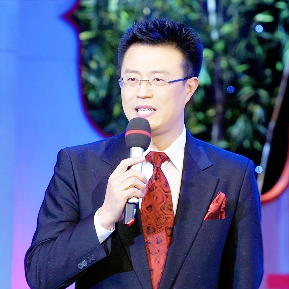 白燕升离开原因曝光,矛头直指周炜和小常香玉"_网友_事件_行为