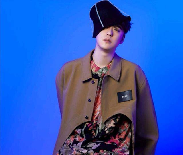 郭德纲老师忆当年,郭麒麟痛哭吃菜,张云雷流泪唱太平歌词_师父_爸爸