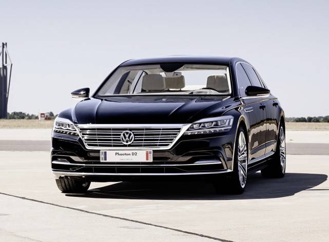 被低估的德系车,车长近5米2,12缸发动机  车载冰