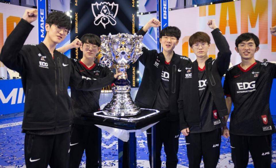 当电竞选手有多难,比考上清华大学难7倍,入选概率只有0.