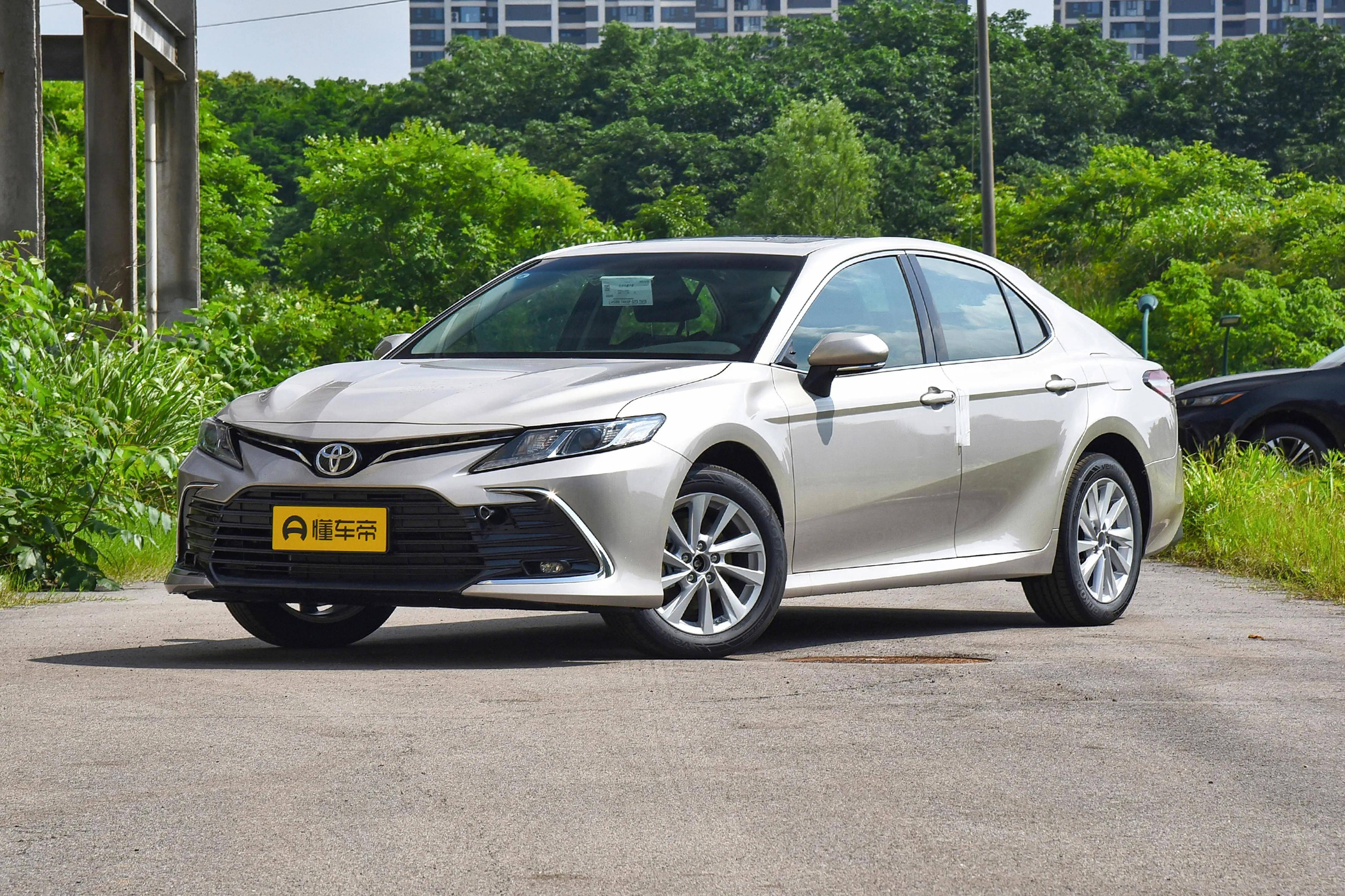 41年间历经8次迭代,哪一代凯美瑞才是你心目中的经典之作?