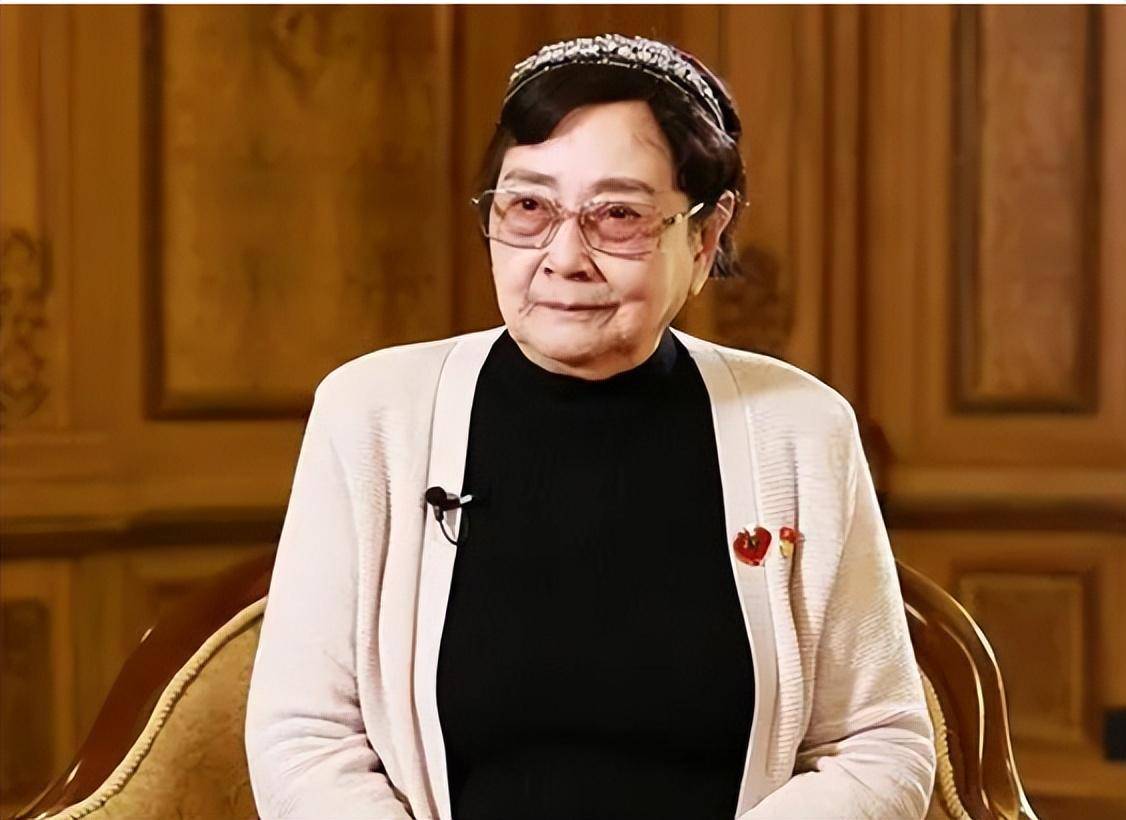 演员王晓棠:曾与王心刚红遍全国,可儿子却成了一生的痛_一家_演艺圈