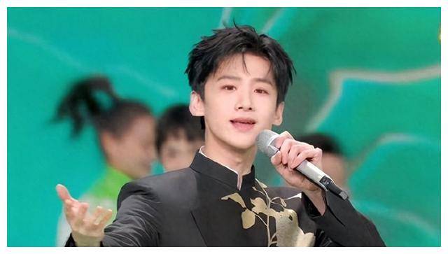 白敬亭春山学事件后续:洗白引争议,再次遭网友质疑!