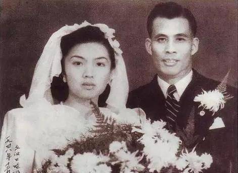 林黛势均力敌的爱情却成各不相让的怄气自杀后丈夫封宅40年