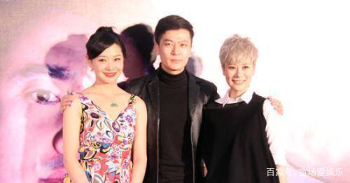 出道十五年零绯闻,美貌不输李小冉,被张嘉译捧了四次