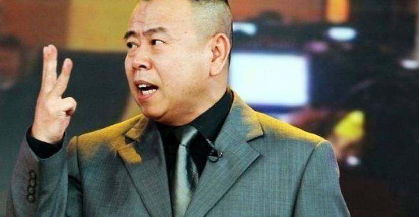 原创潘长江秀书法透露着幼稚和喜剧专家好意思拿出手