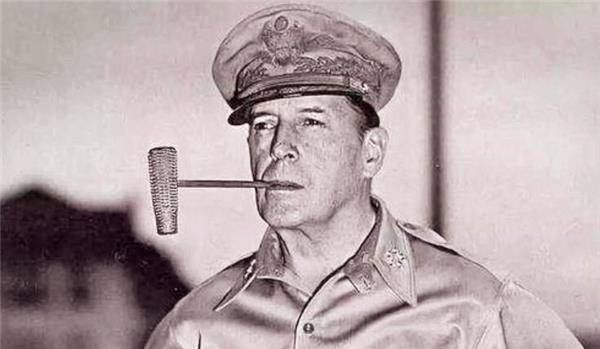 看看麦克阿瑟老爹给他留下的"遗产",没有人能随随便便成功_老麦_美国