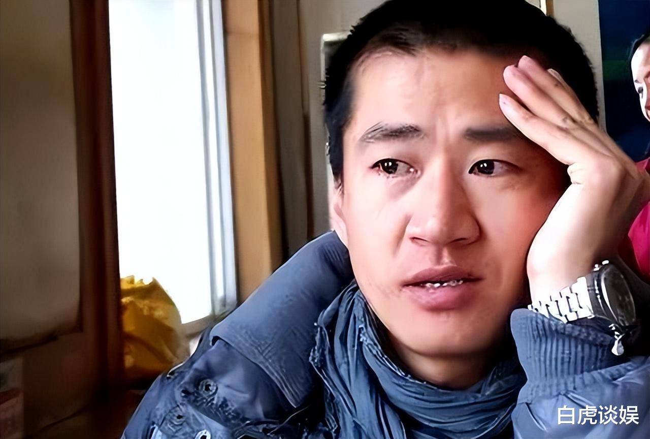 草根演员李嘉明:曾被拖欠片酬,如今靠直播带货咸鱼翻身_生活_故事