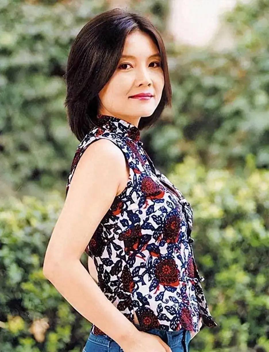 马晓晴:长得漂亮演技好,与导演分开后,为何56岁仍然未婚