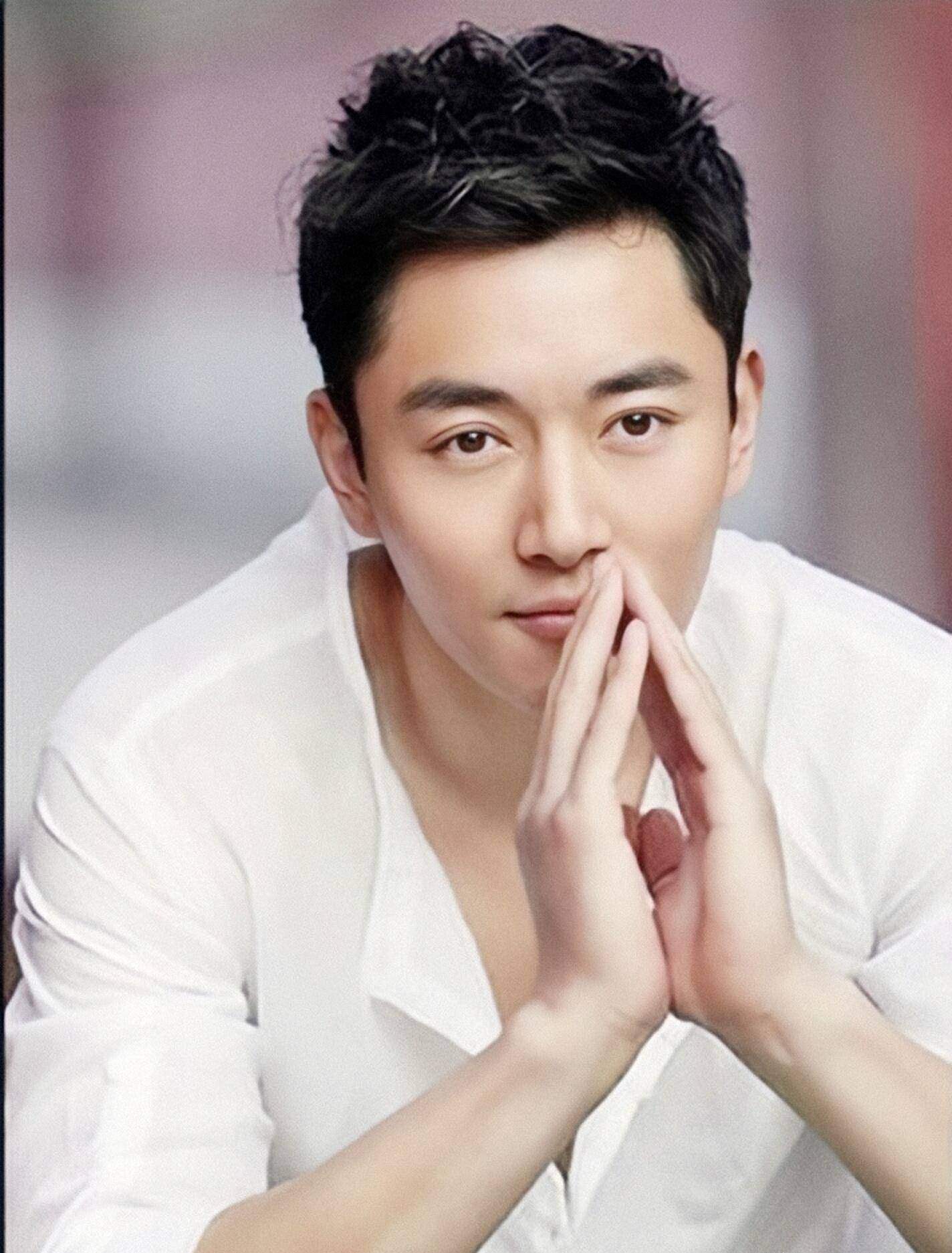 果郡王李东学:因同学的一句话,走上了演员的道路_考试_梦想_战斗机的