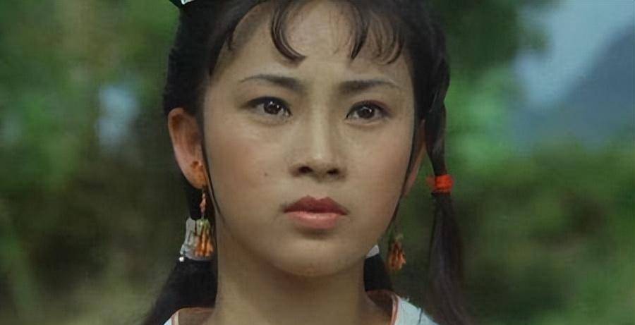 原创1999年李连杰迎娶利智港媒10字嘲讽情义千斤不敌身材脯四两