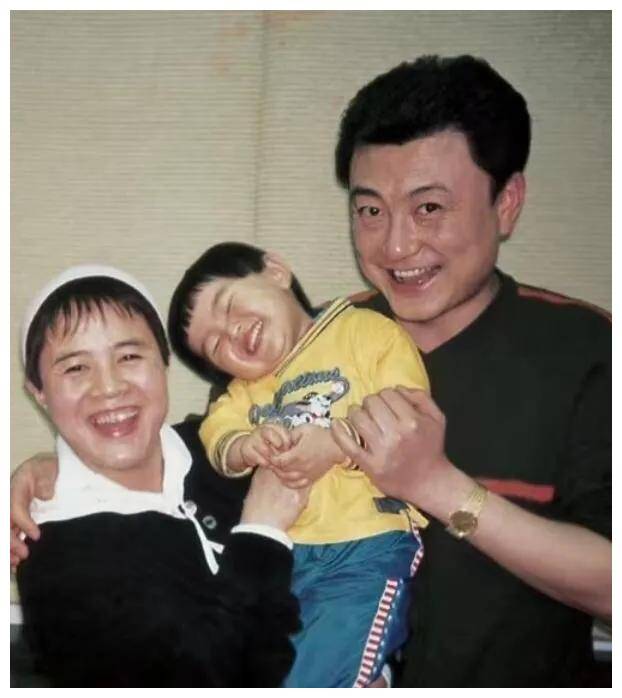 宝宝长相酷似姥爷王宁,惊喜突袭!_妈妈_网友_娃娃