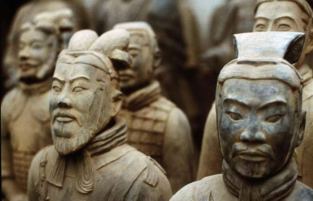 刘邦指责项羽"盗掘秦始皇陵",根据何在?看看兵马俑就明白了