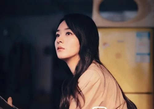 赵丽颖搬家后,儿子抚养权引热议,得知监护人名字,粉丝诧异了_孩子