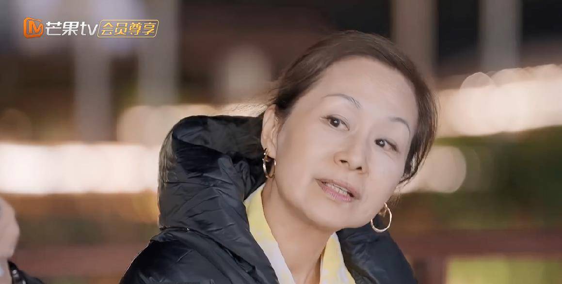 邓丽君多年后被圈外好友提起,当红时曾跑去给舞蹈老师当啦啦队_陈美玲