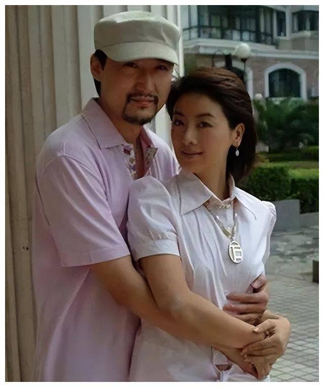 老公如今红得一塌糊涂!