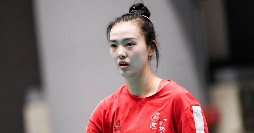 如今,虽然国家队只剩下袁心玥,龚翔宇和张常宁,但作为新一代女排的