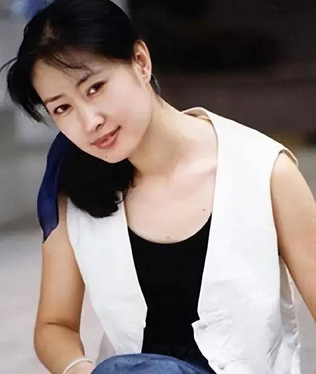 原创有种整容叫刘敏涛分手富豪老公变化不大她却像换了个人