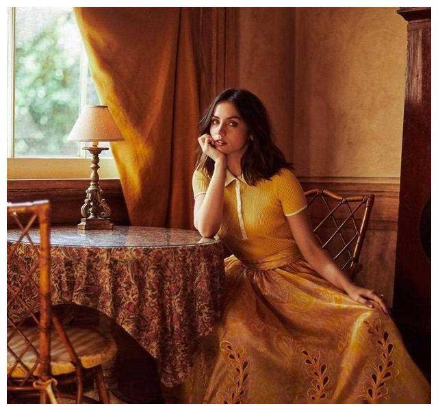 古巴女神安娜德阿玛斯35岁异域风情演员登上成功巅峰