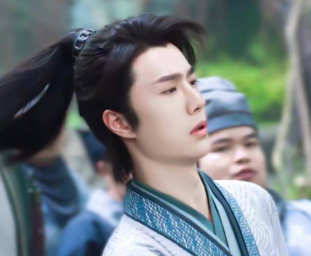 原创王一博有翡剧照公开古装扮相帅出新高肖战现在完全比不了