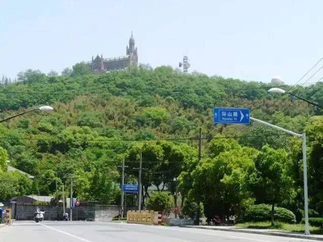 佘山溦沨营销中心佘山溦沨别墅售楼处买房攻略楼盘测评