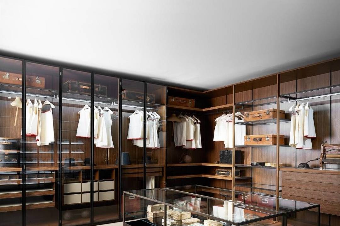 暖春"衣"始,这样的衣帽间才是女王标配!_空间_衣柜_衣服