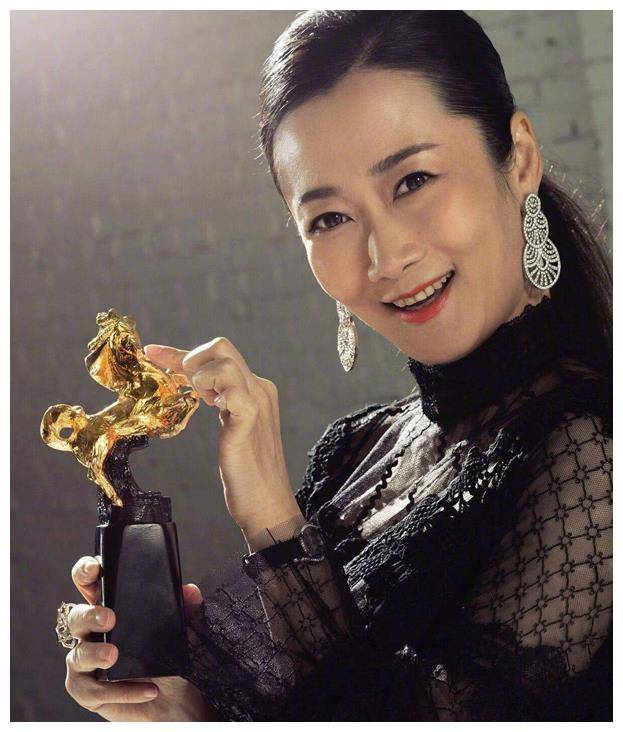 山西女星赵涛:凭实力获奖,遭嘲嫁豪门导演.