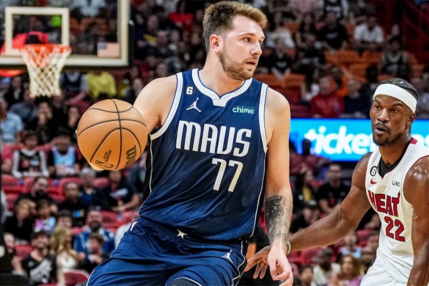 独行侠114-108热火,东欧组合爆发背后,基德激活一人建奇功_艾克萨姆