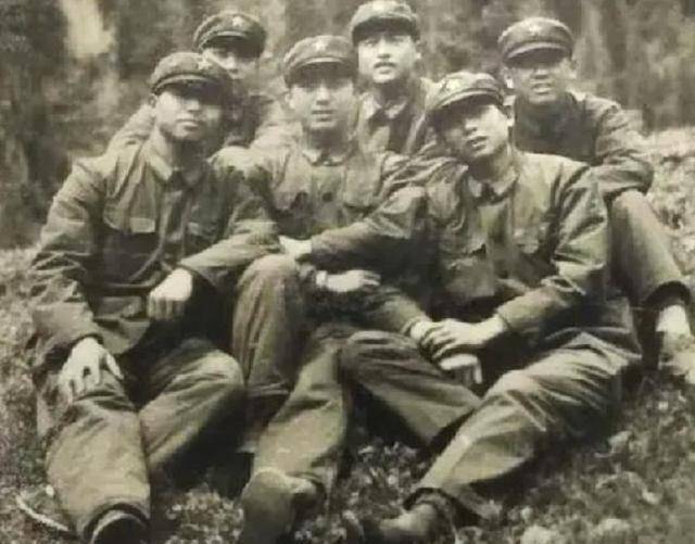 原创集结号原型常孟兰拾荒48年寻找老部队死后集结号响起