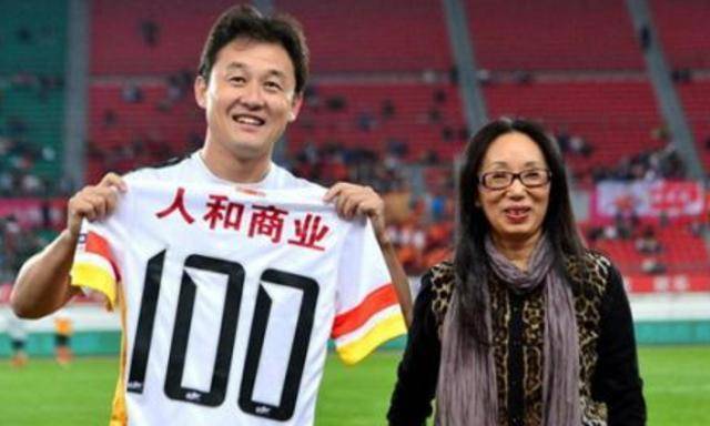 原创黑龙江女首富戴秀丽身价95亿却惨遭离婚丈夫直言厌倦太富裕