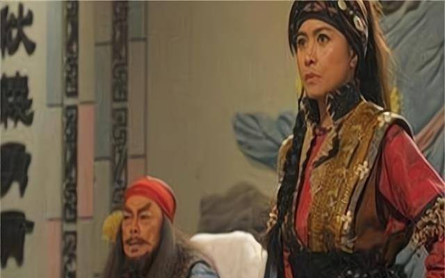 1809年秋,联合舰队直奔红旗帮大本营,但是郑一嫂一点都不怕,亲自指挥