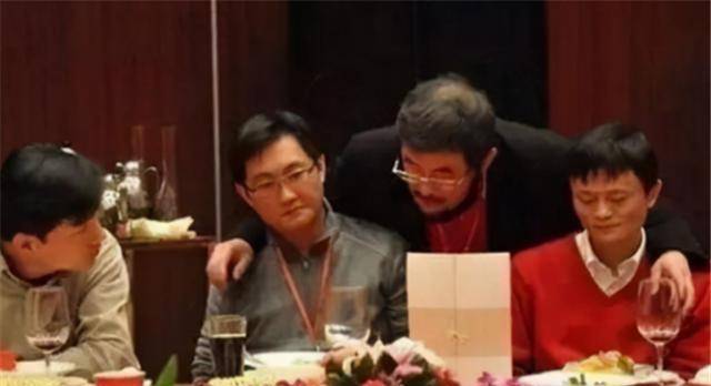 原创小灵通之父吴鹰双手压着马云马化腾江湖地位从未改变