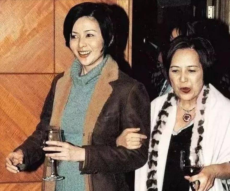 原创高尔夫球事件被刘銮雄澄清关之琳终于不用背黑锅了