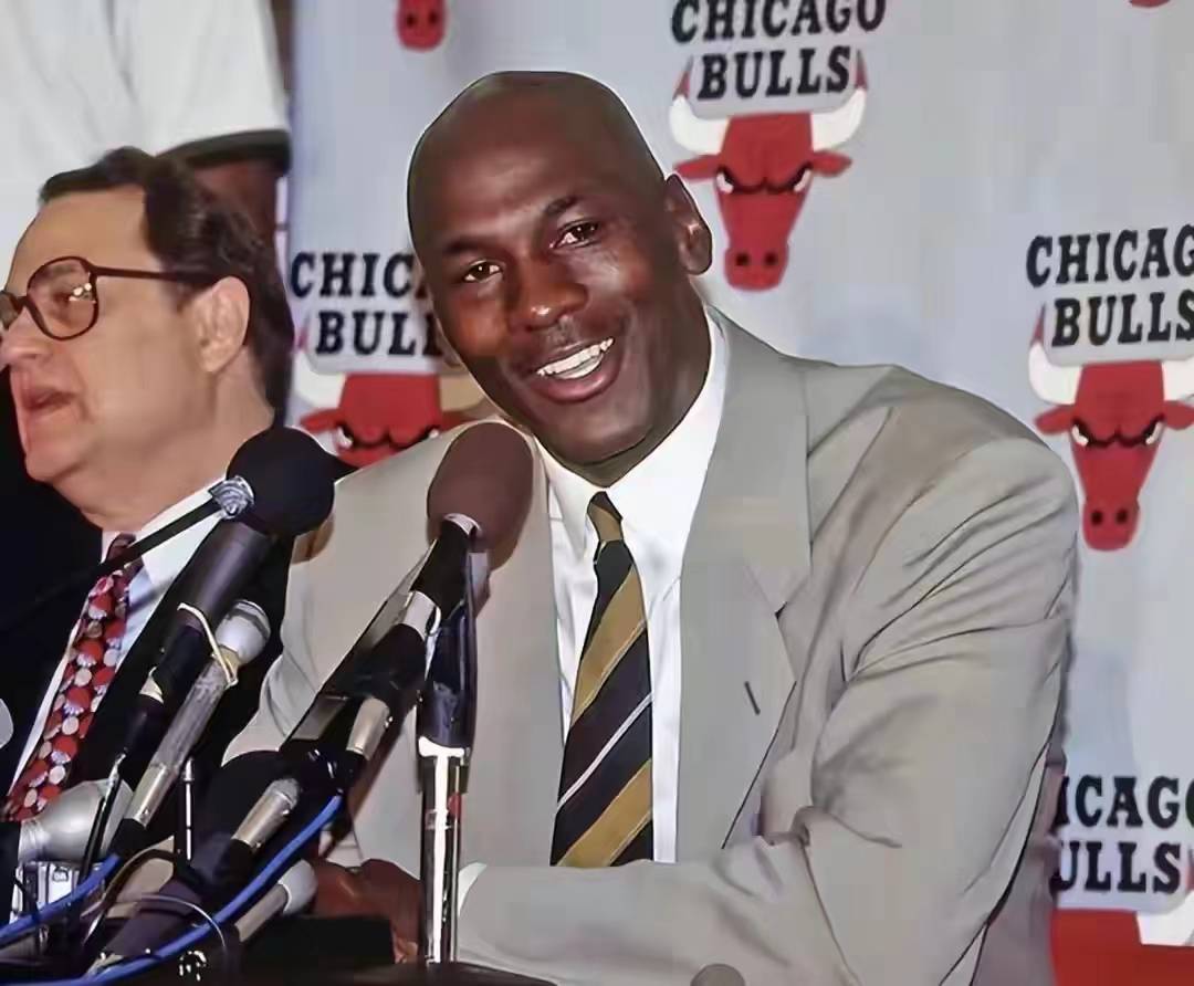 原创乔丹退役后他拯救了nba的收视率却有人将他视作球队毒瘤