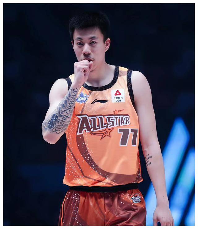 胡明轩独揽mvp,cba全明星赛9人脱颖而出,张镇麟飞身扣篮闪耀!