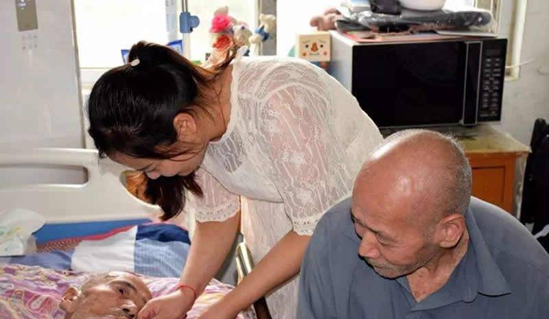 葛保田_红花_孩子