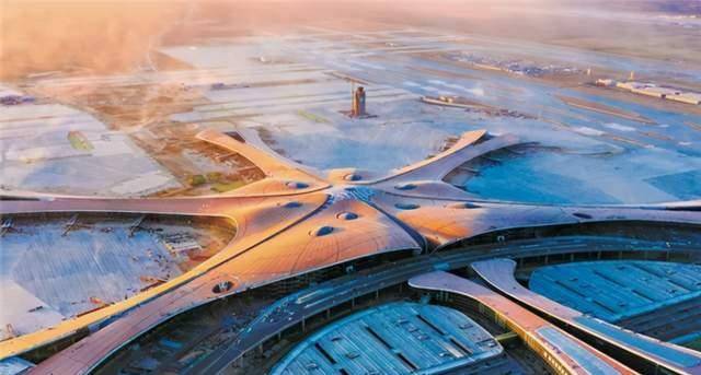 原创建筑女魔头扎哈设计了北京大兴机场却没能活着看到